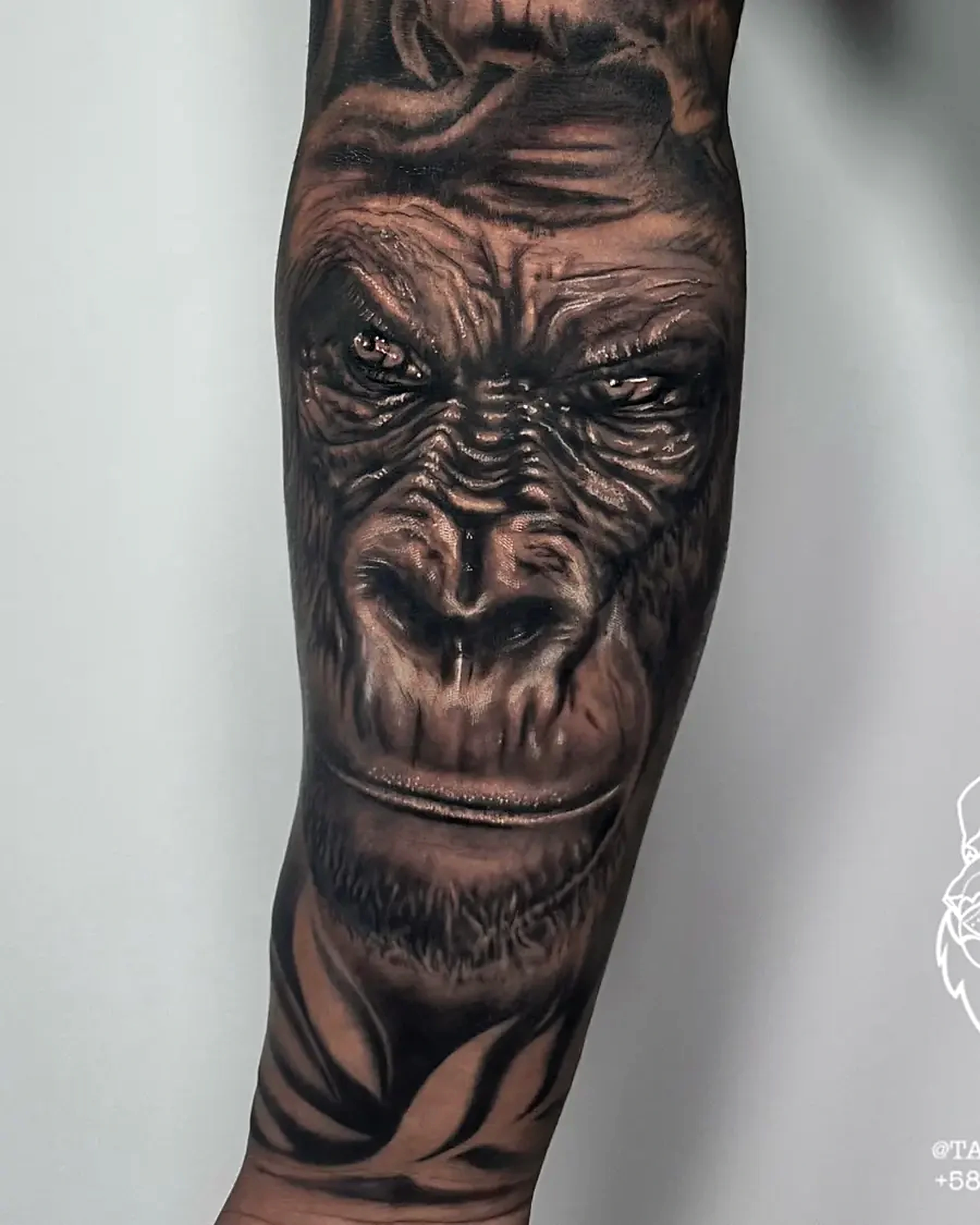 Detalle de tatuaje por Tattoomuell
